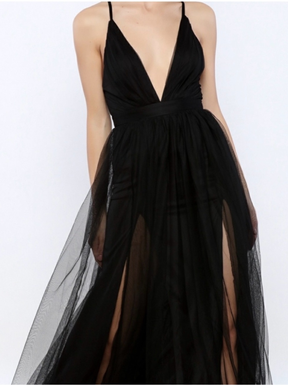 Simons Black Plunge Tulle Evening Gown